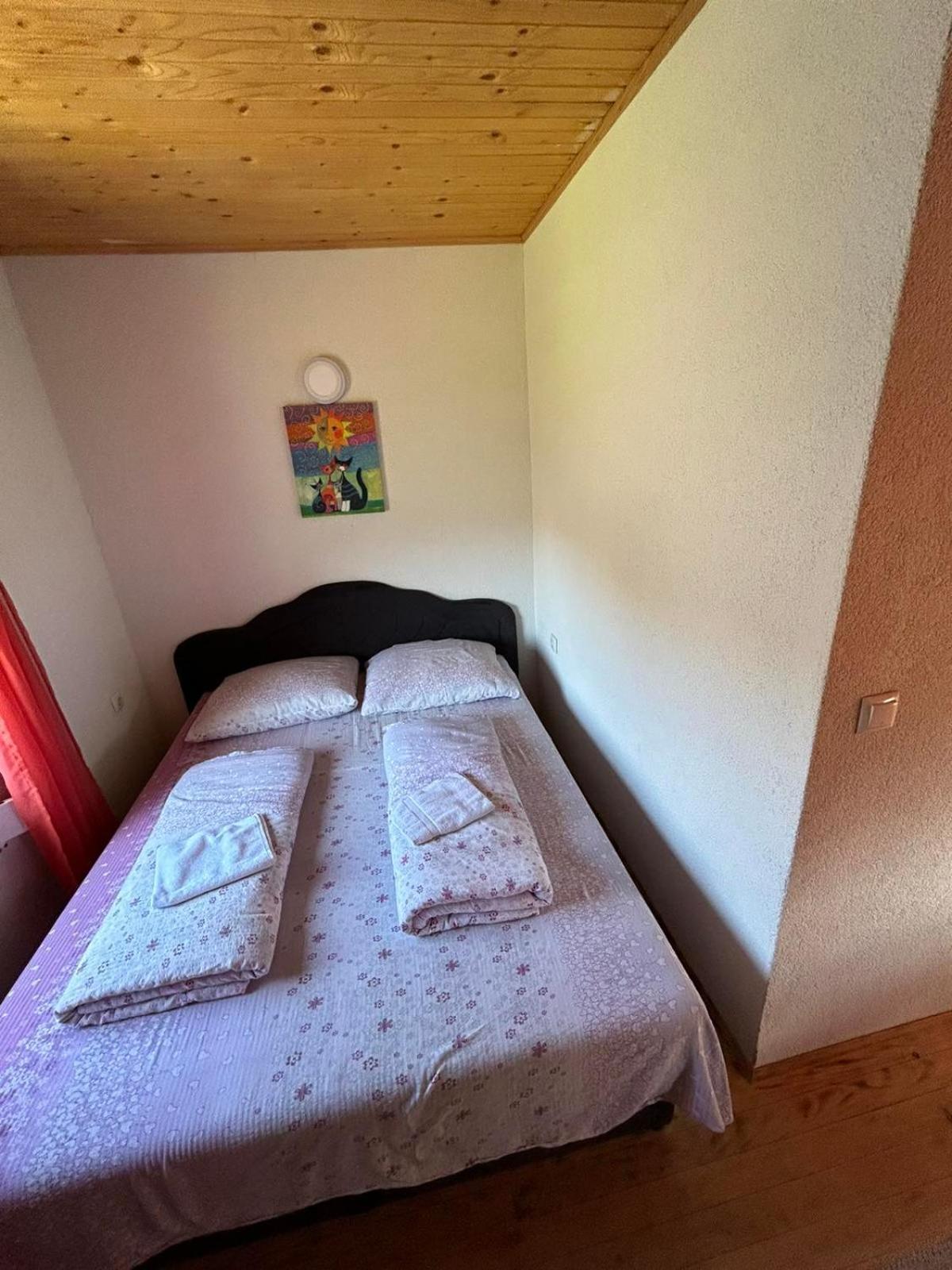 Bed And Breakfast Umoljani Rum bild